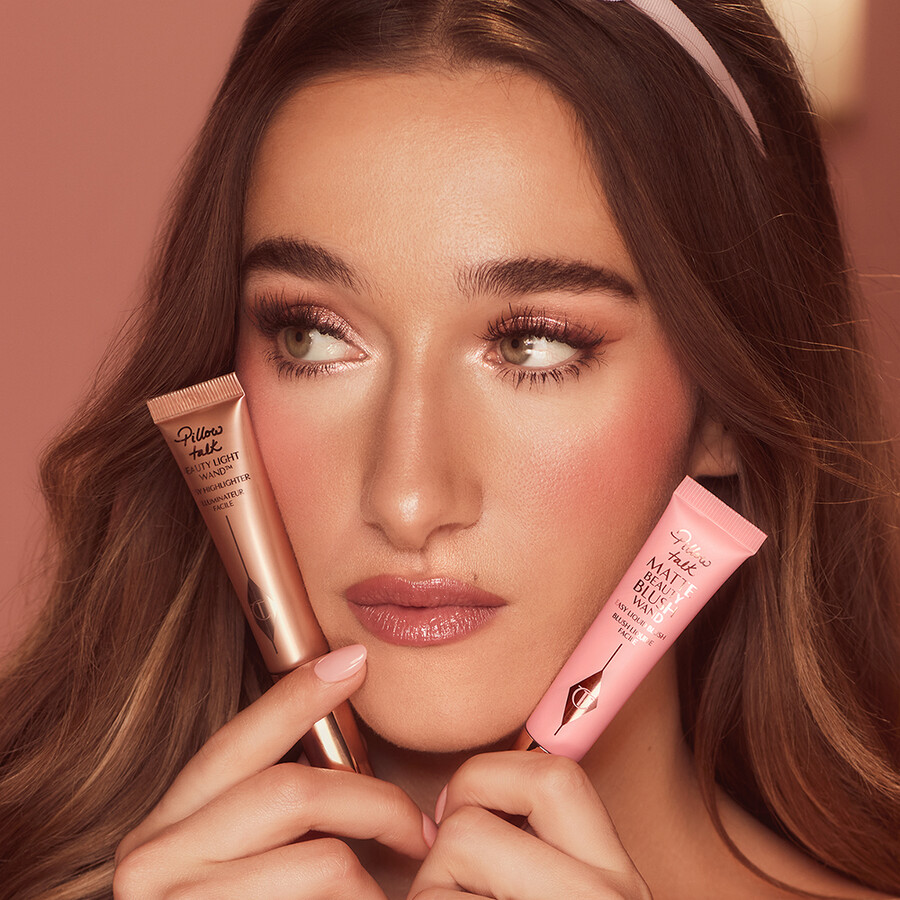 kit bacchetta di bellezza pillow talk glow blush